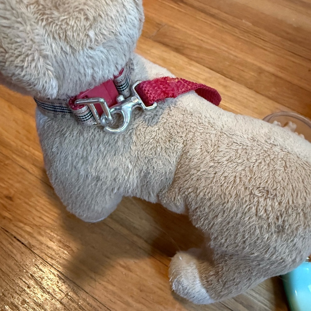 Our Generation Pet Care Set with Tan Dog and Blue Accessories - Picture 3 of 3